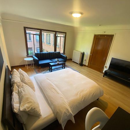 Furnished Apartments - Climate Pledge Arena Next Door Seattle Bagian luar foto