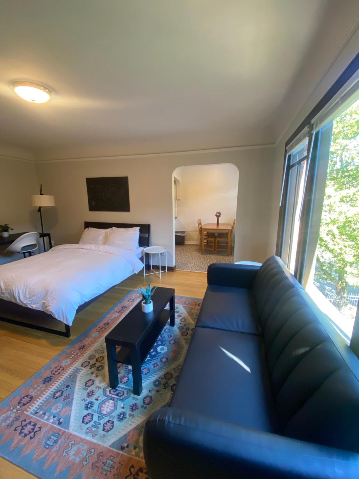 Furnished Apartments - Climate Pledge Arena Next Door Seattle Bagian luar foto