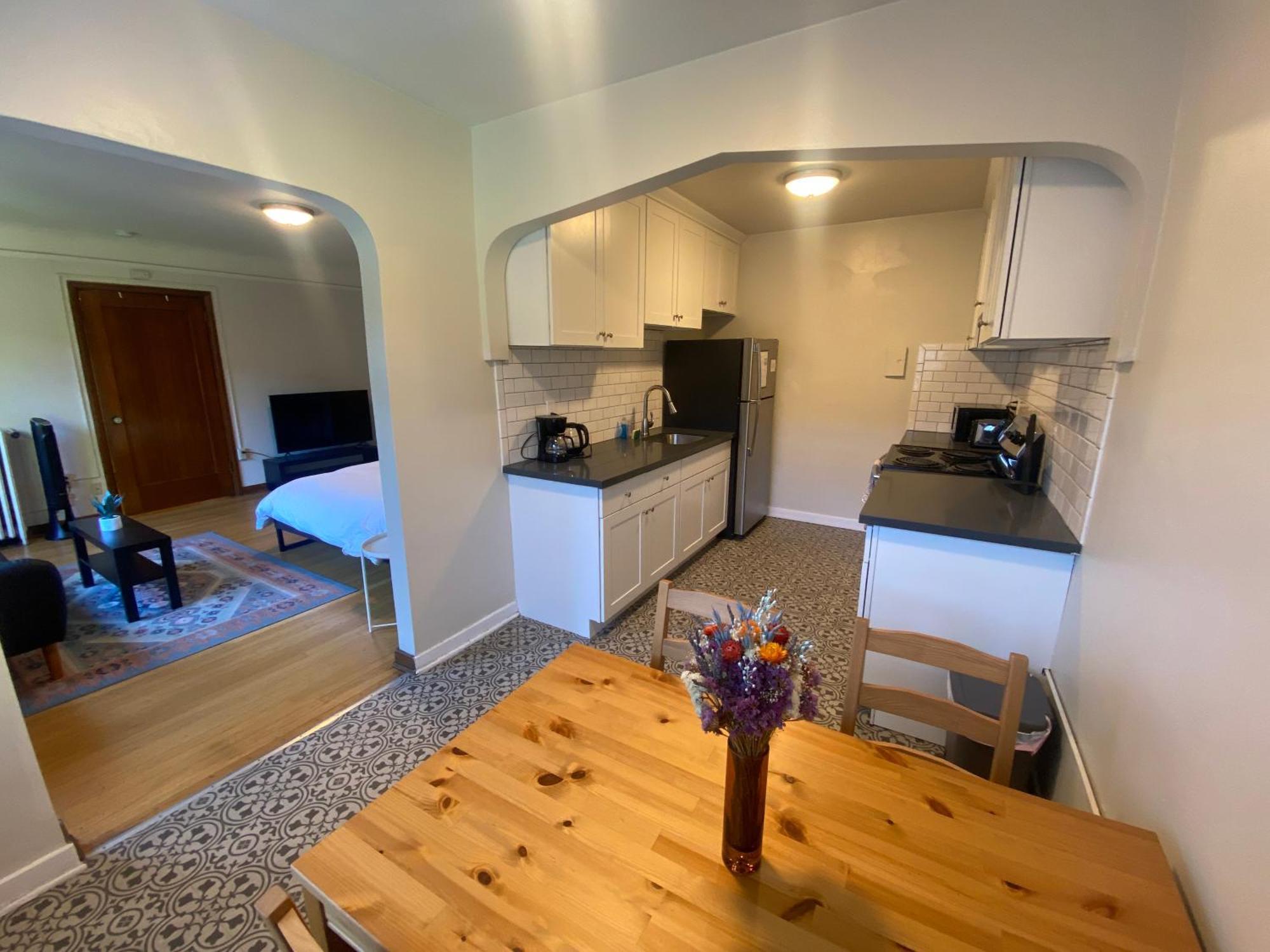 Furnished Apartments - Climate Pledge Arena Next Door Seattle Bagian luar foto