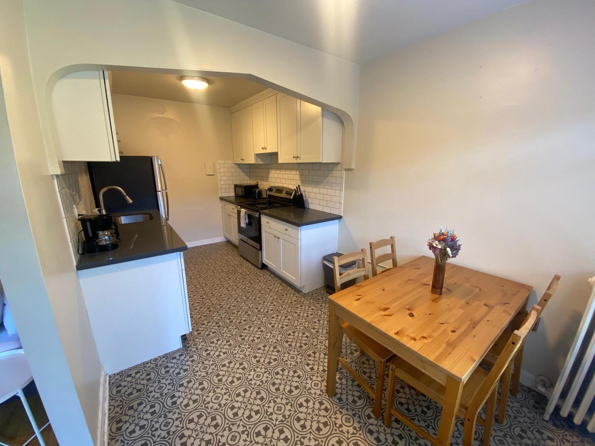 Furnished Apartments - Climate Pledge Arena Next Door Seattle Bagian luar foto